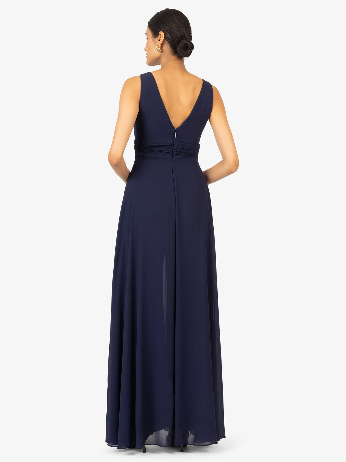 Model_Back;56635