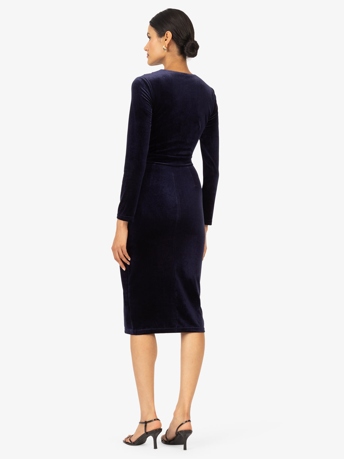 Model_Back;65700