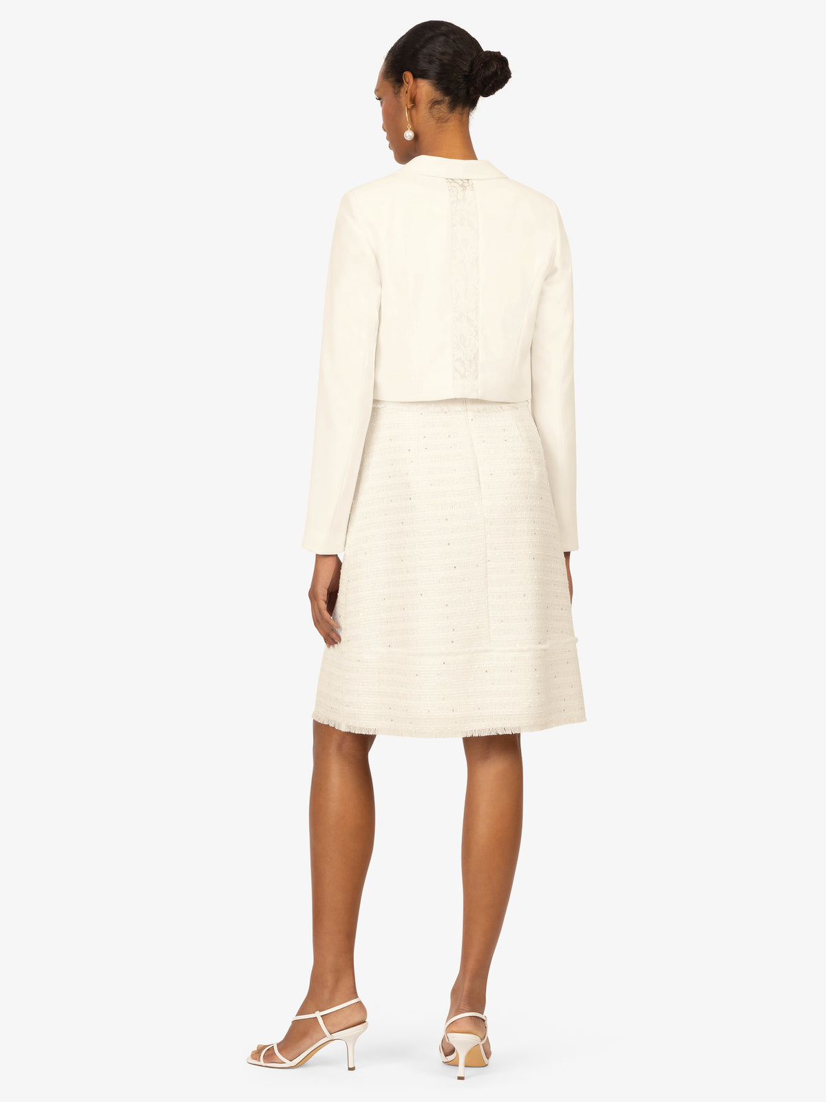 Model_Back;41156
