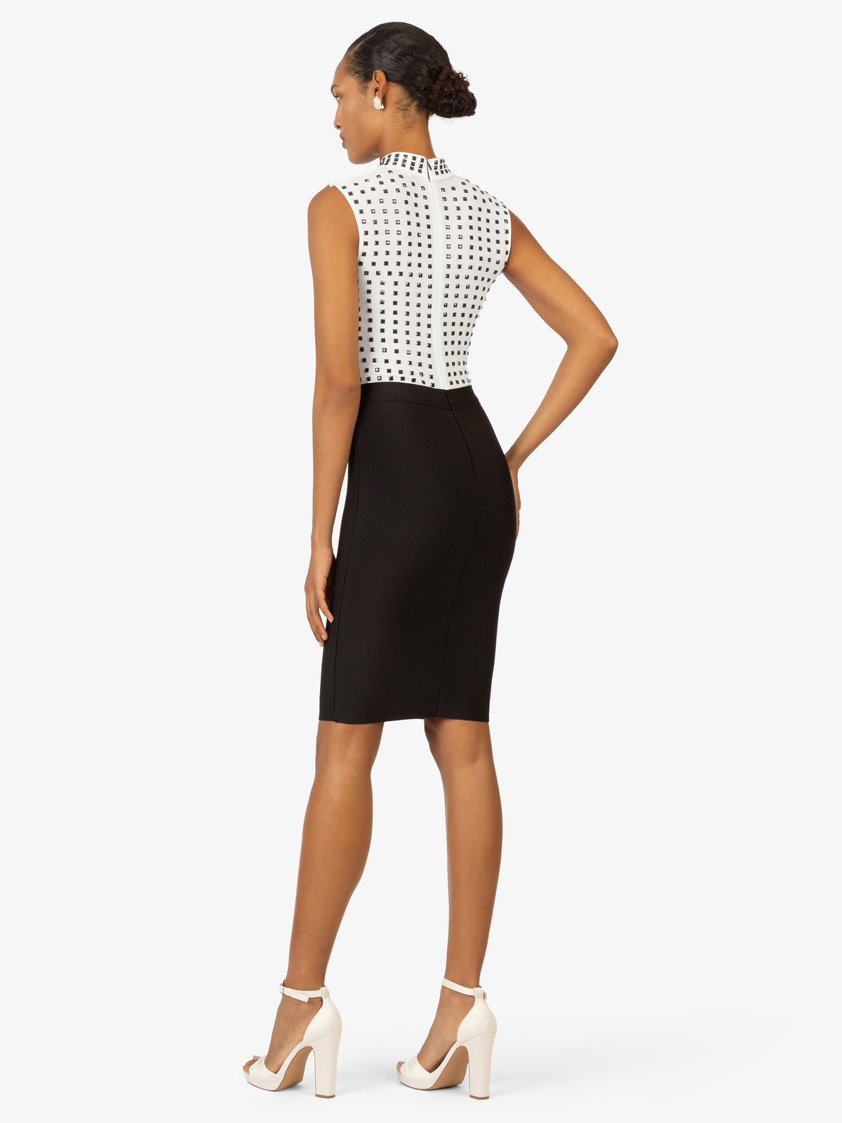 Model_Back;29245