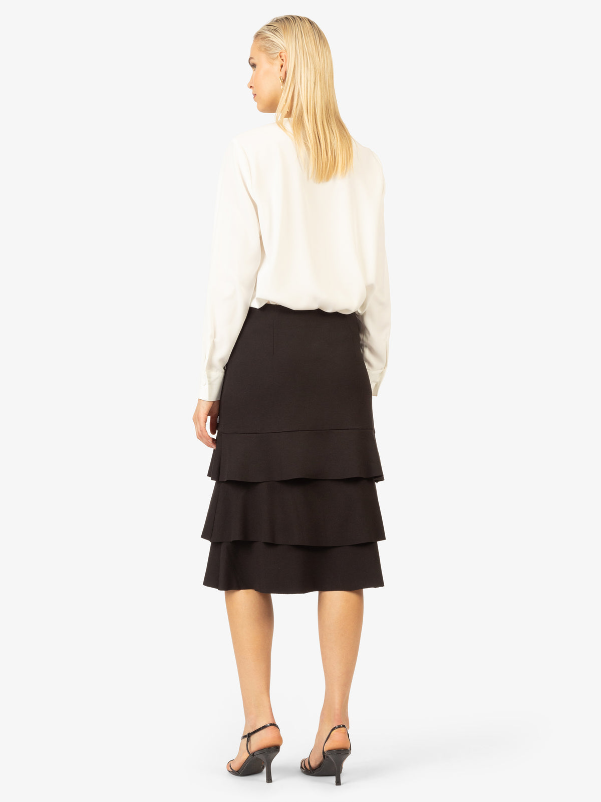 Model_Back;60667