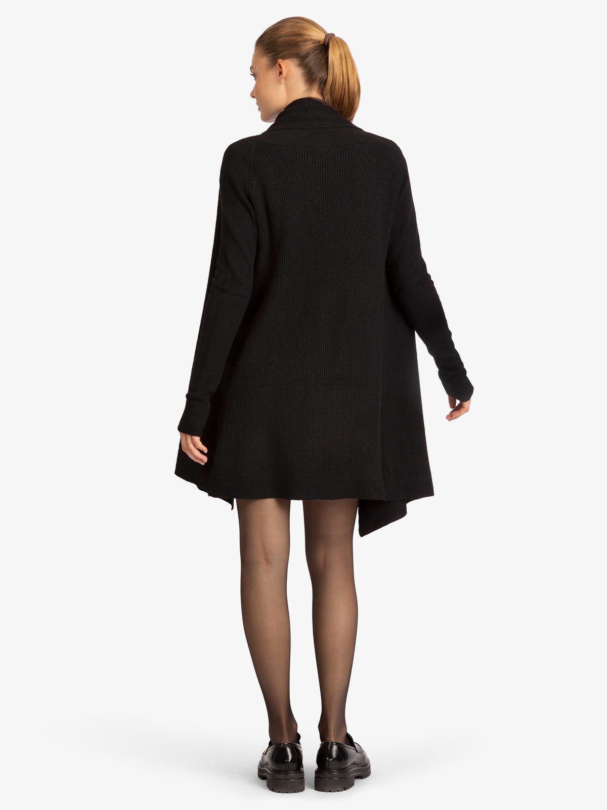 Model_Back;72796