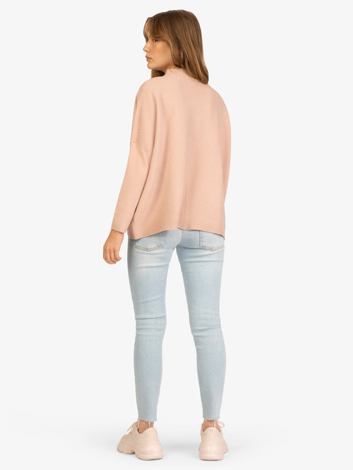 Model_Back;52310