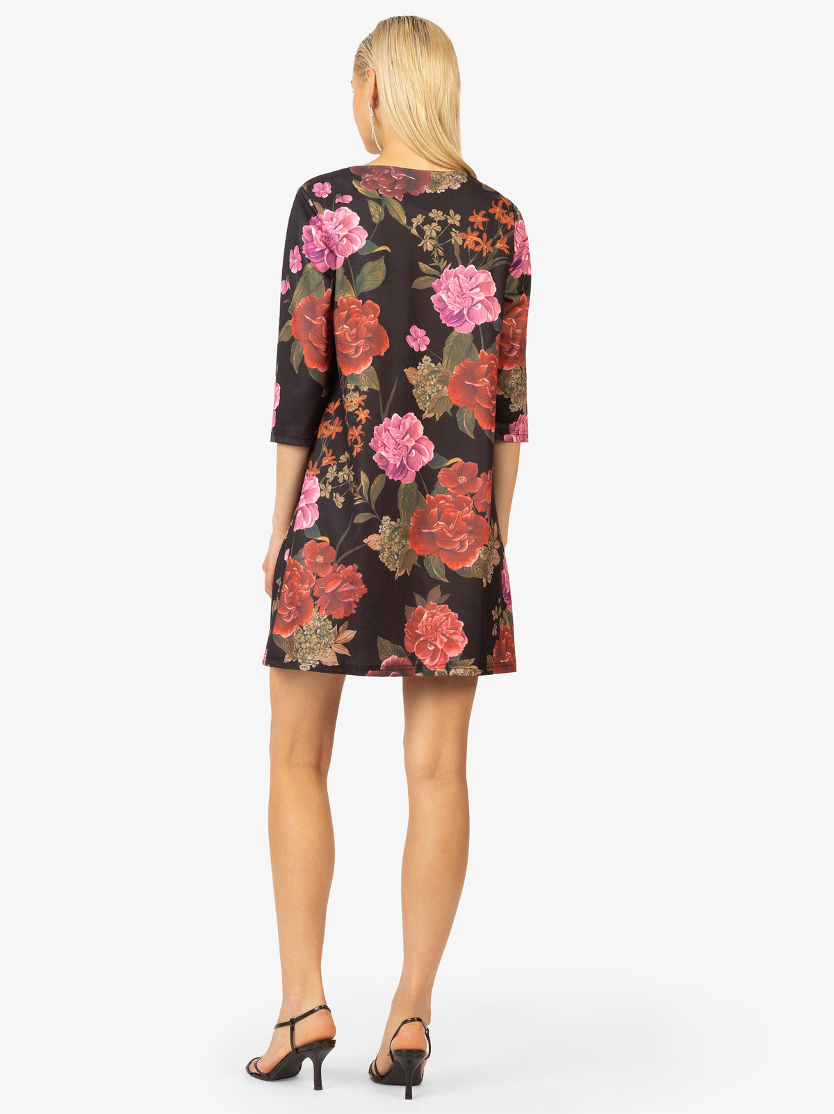 Model_Back;22904