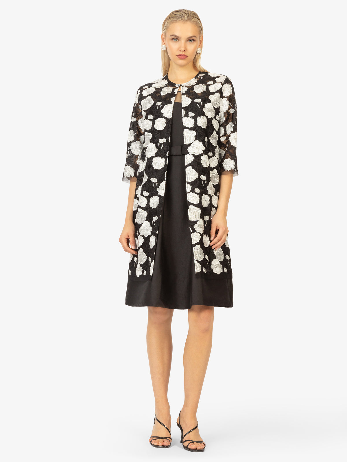 KRAIMOD Abendjacke lang mit florales Muster | schwarz-weiß