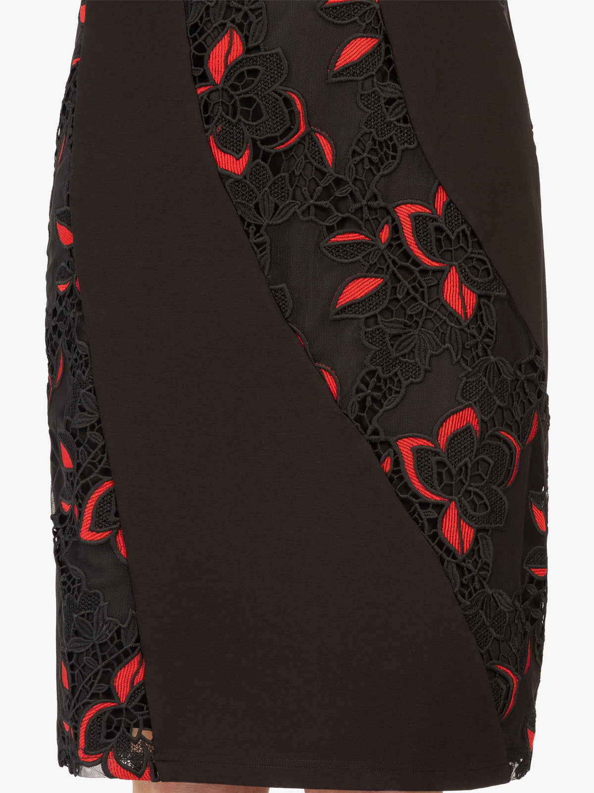 KRAIMOD figurbetontes Cocktailkleid mit asymmetrischer Spitze | schwarz-rot