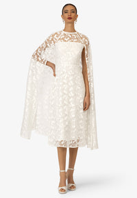 KRAIMOD Cape-Abendkleid aus transparenter Florenspitze | weiss