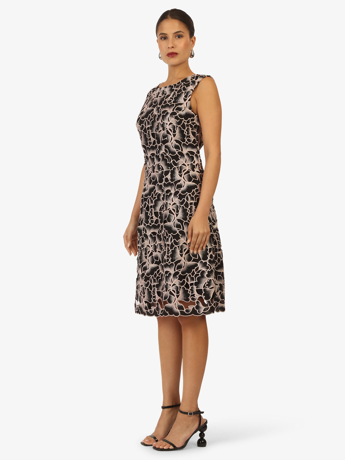 KRAIMOD Cocktailkleid mit floraler Spitze und Rundhals | schwarz-pink