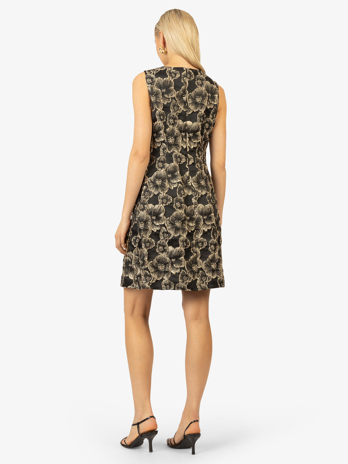 Model_Back;52684
