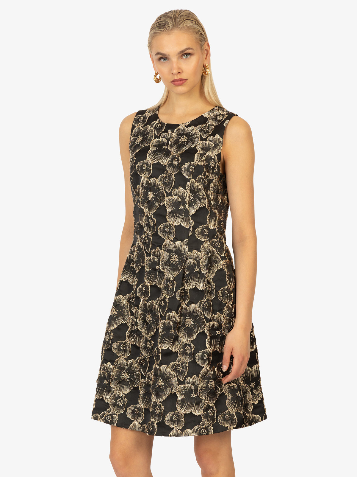 KRAIMOD Cocktailkleid mit floralem Glanzmuster | schwarz-gold