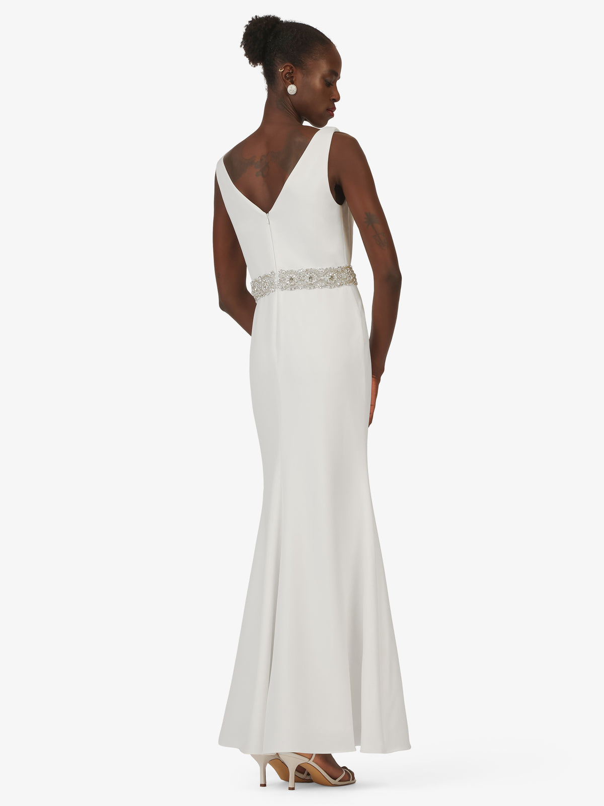 Model_Back;23187