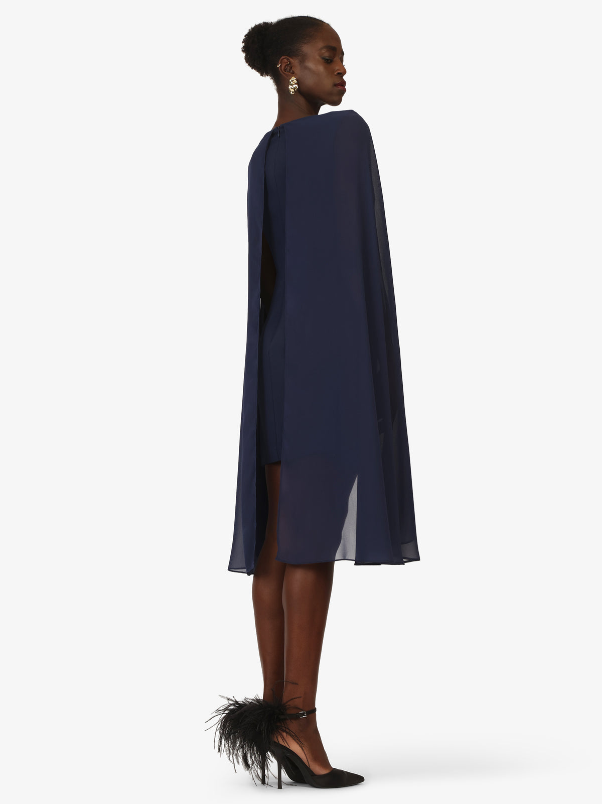Model_Back;53603