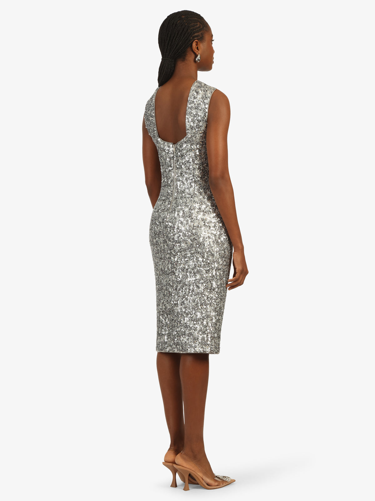 Model_Back;54966