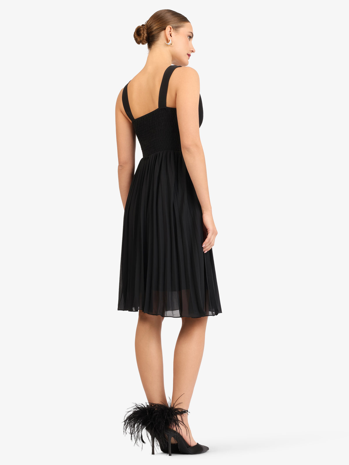Model_Back;55186