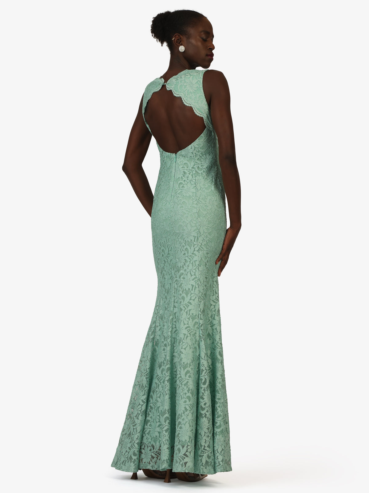 Model_Back;32378