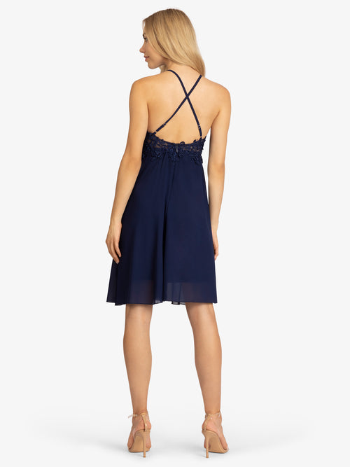 Model_Back;68649