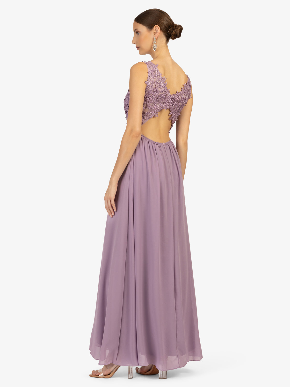 Model_Back;38879