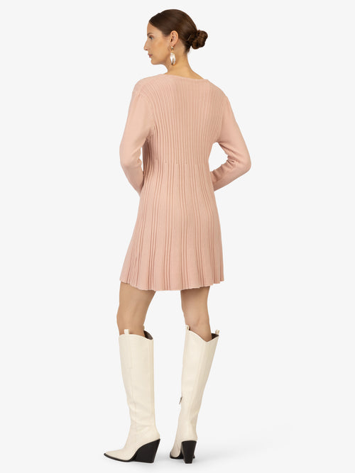 Model_Back;54363
