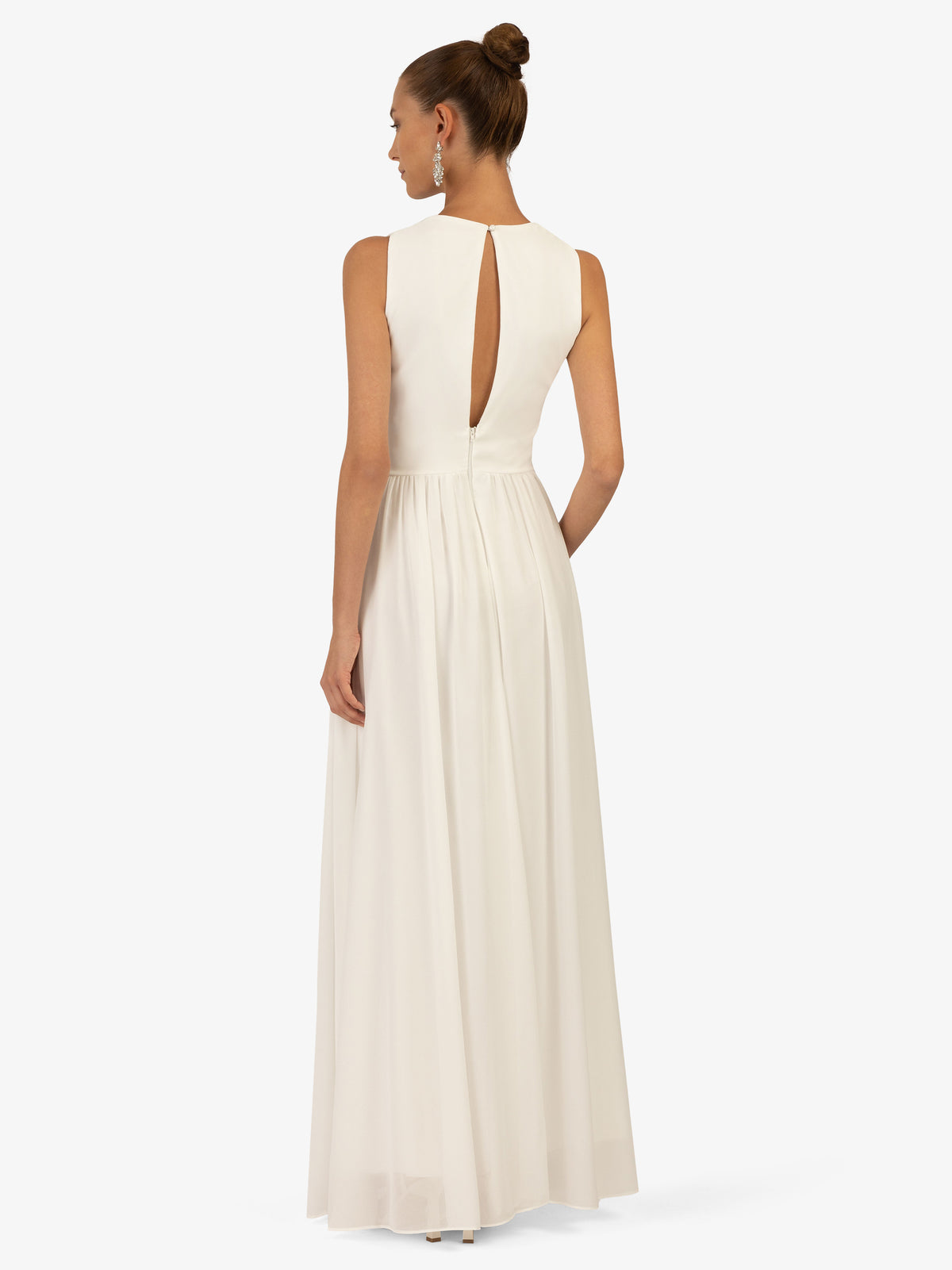 Model_Back;42173