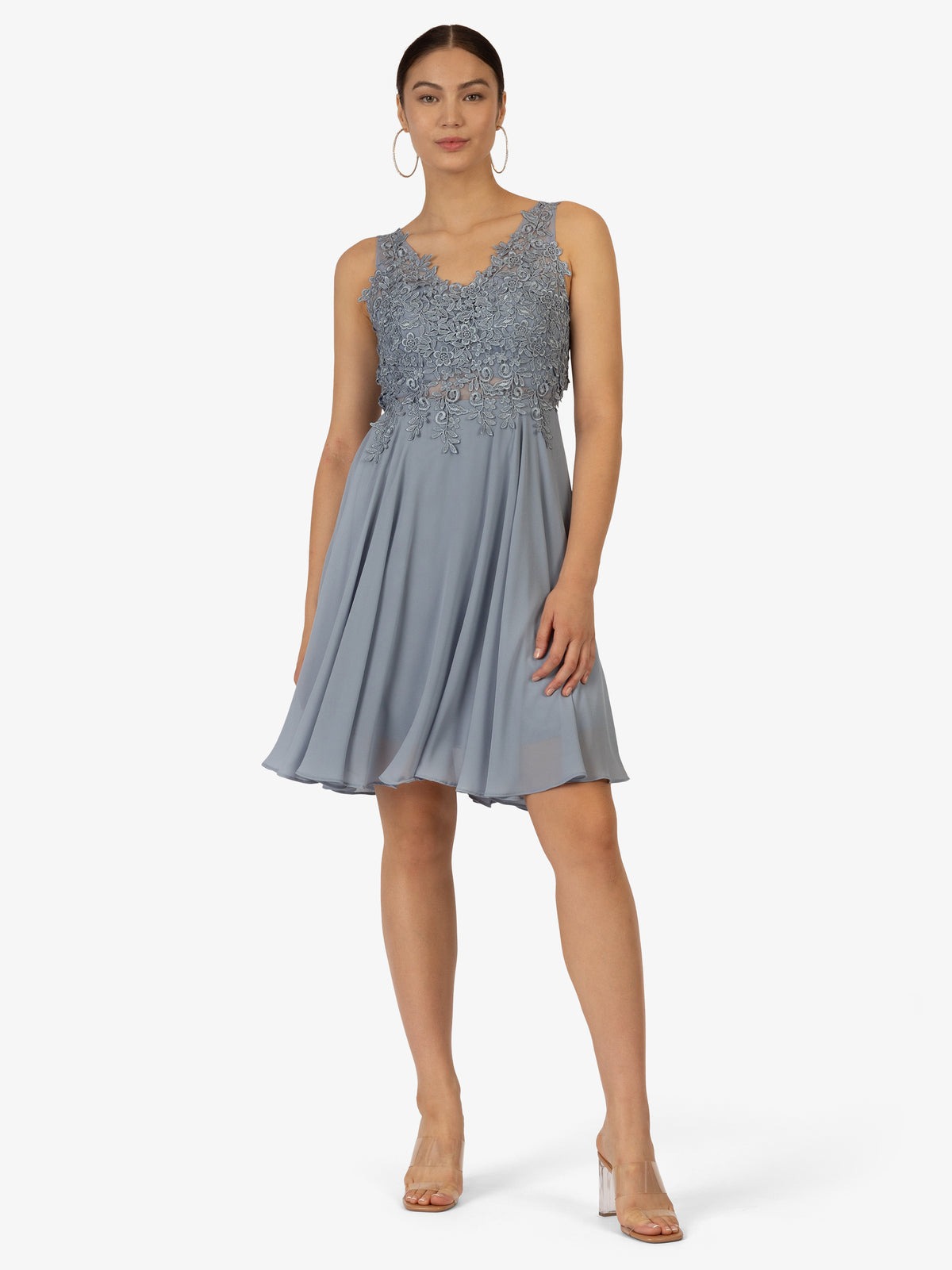 KRAIMOD Cocktailkleid aus Chiffon, Mesh und Spitze | hellblau