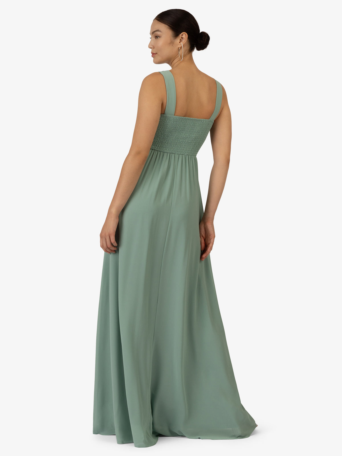 Model_Back;52269
