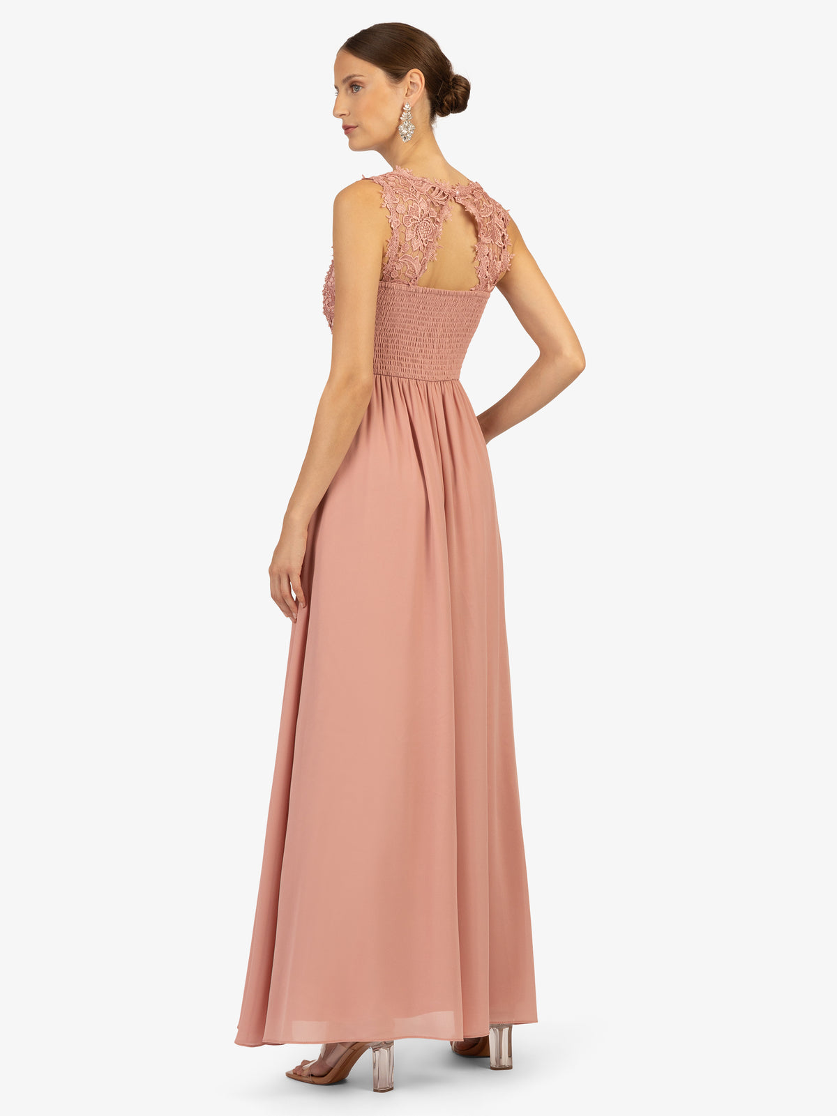 Model_Back;63331