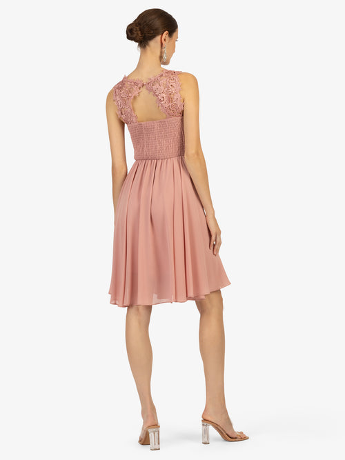 Model_Back;39742