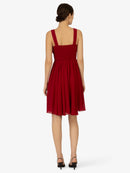 Model_Back;46895