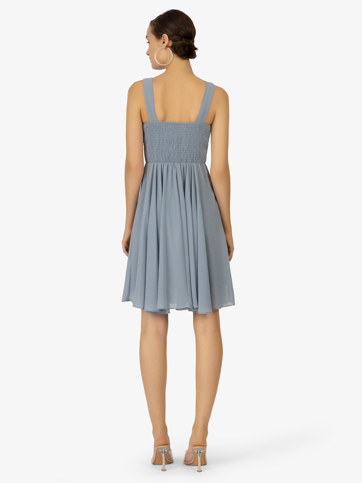 Model_Back;61689