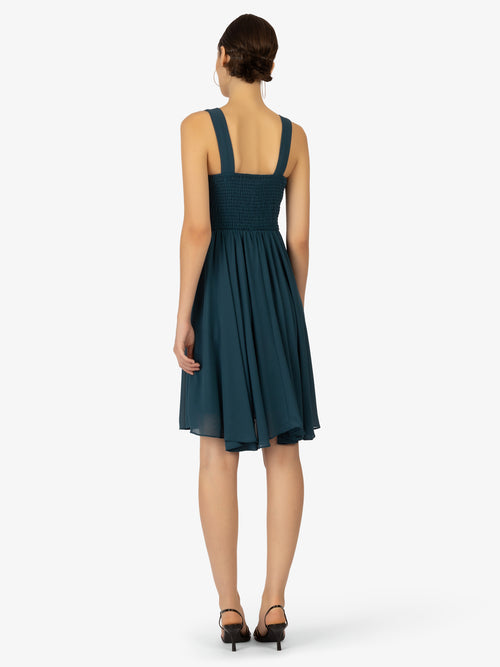 Model_Back;64662