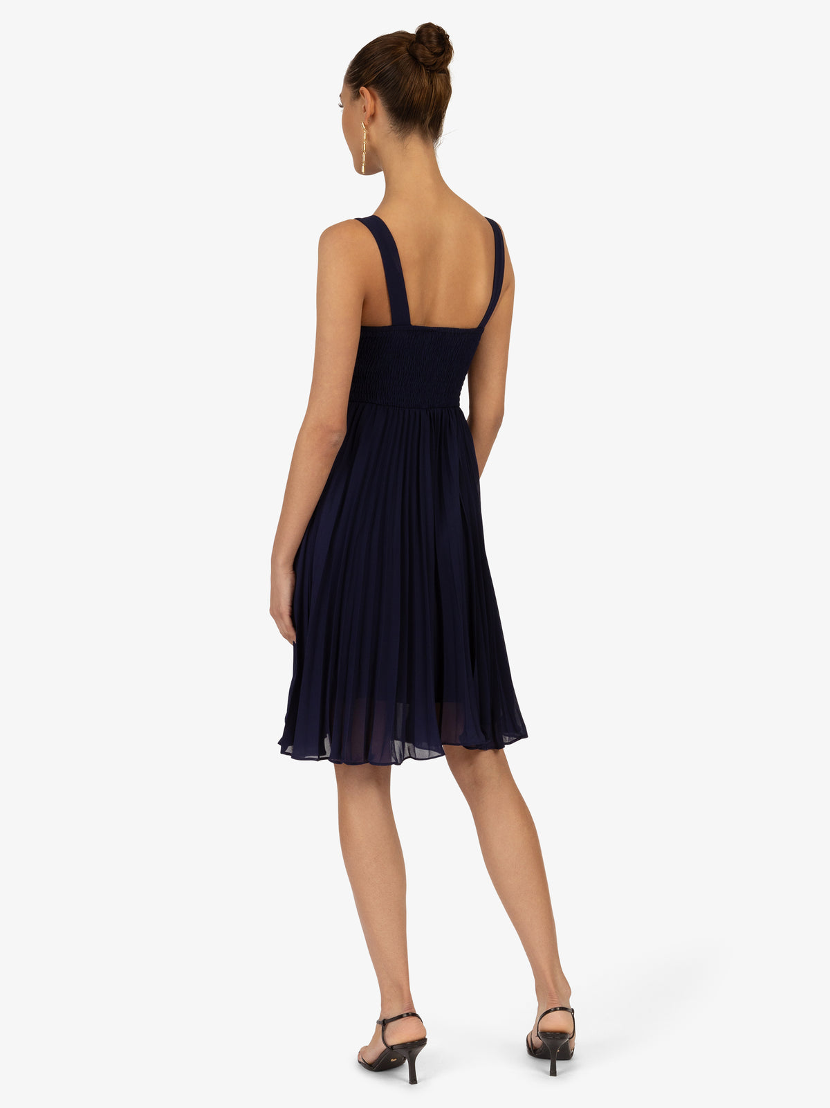Model_Back;31372