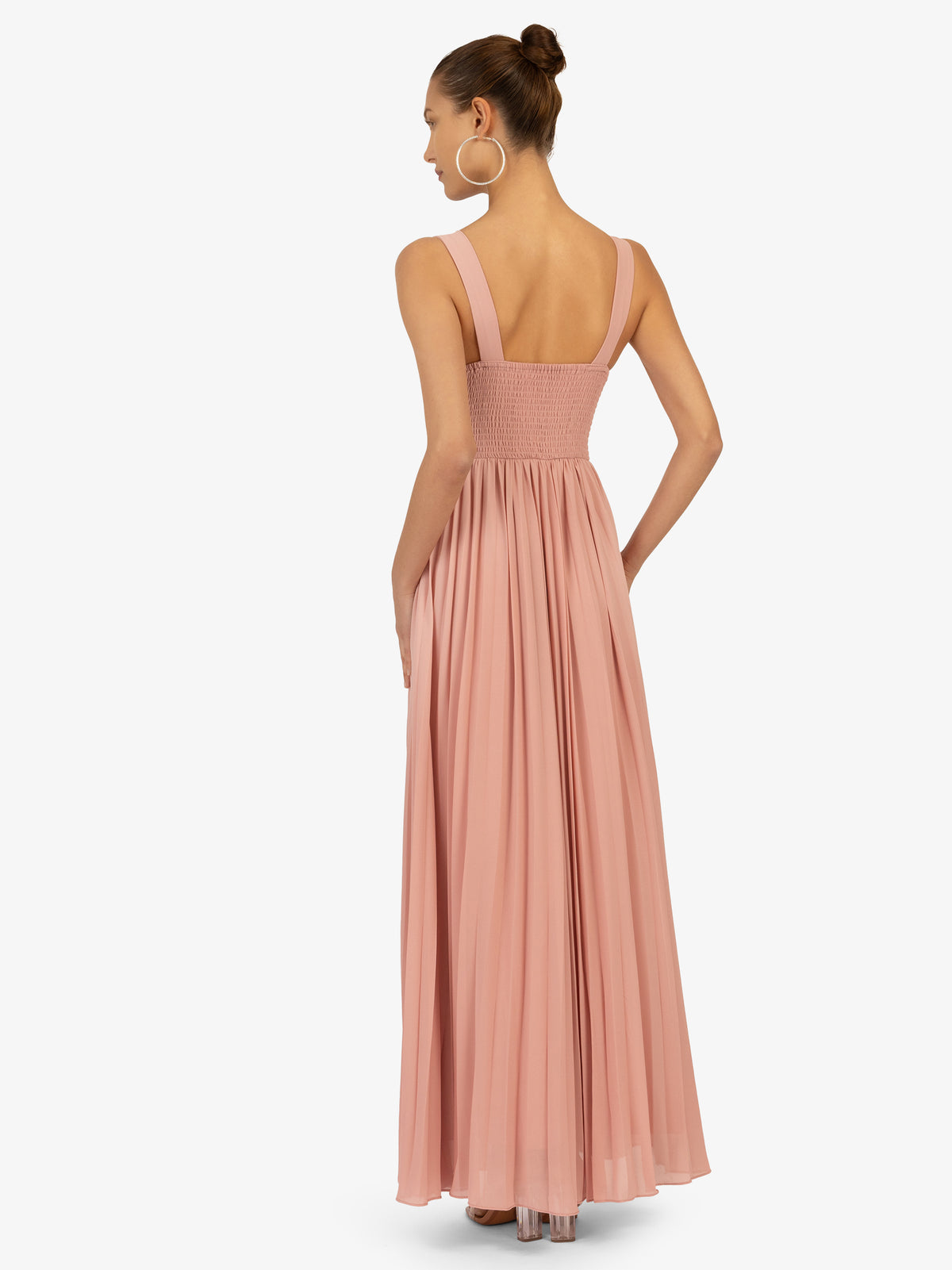 Model_Back;68526