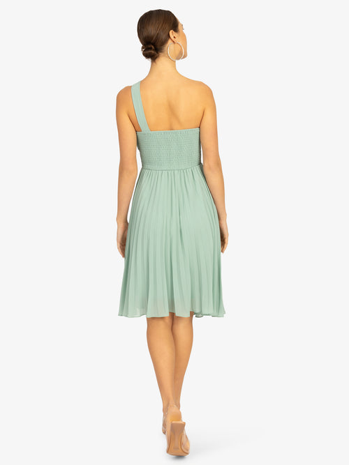 Model_Back;38331