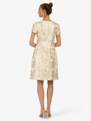 Model_Back;28371