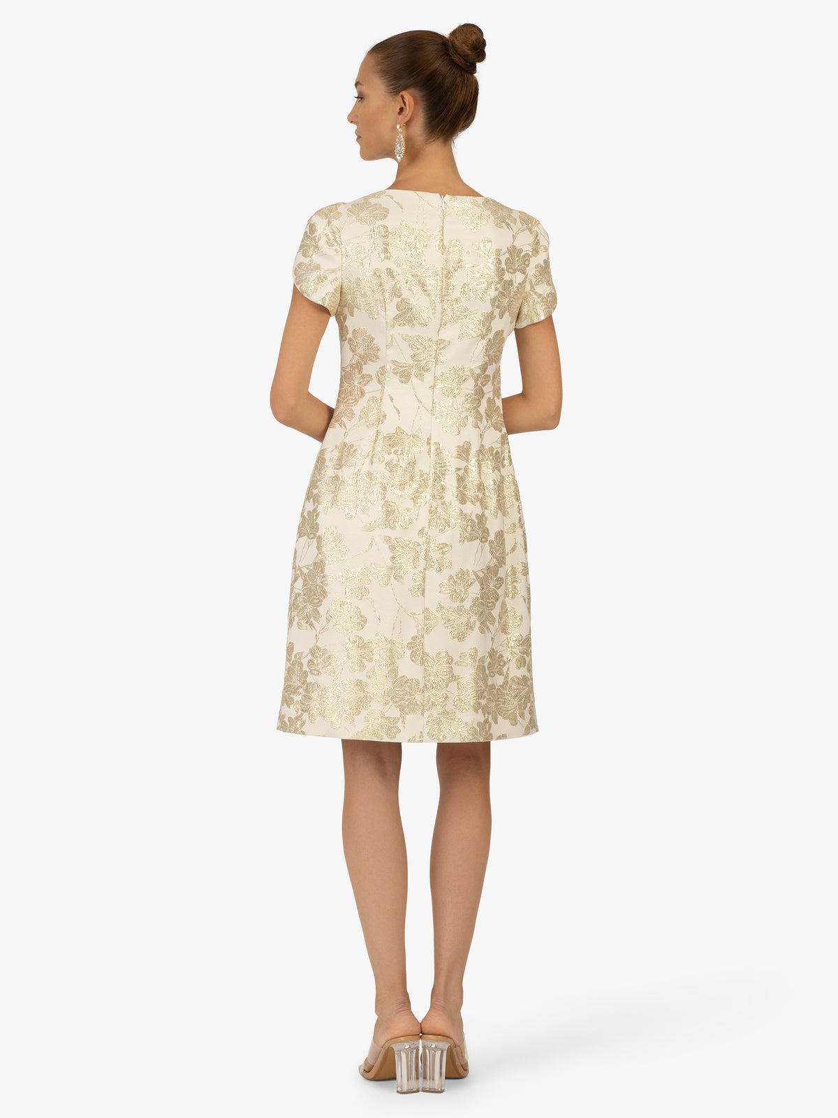 Model_Back;28371