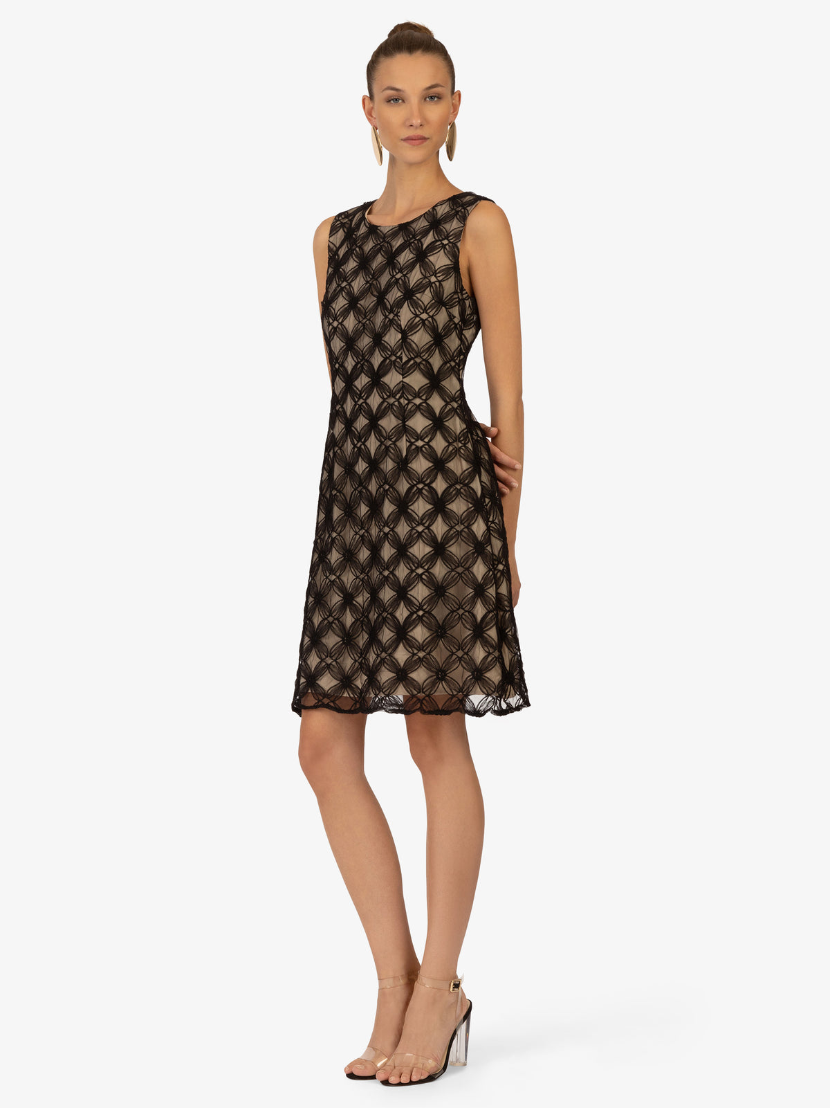 KRAIMOD Cocktailkleid mit geometrischem Allover-Muster | black-nude