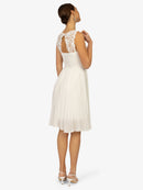 Model_Back;56752
