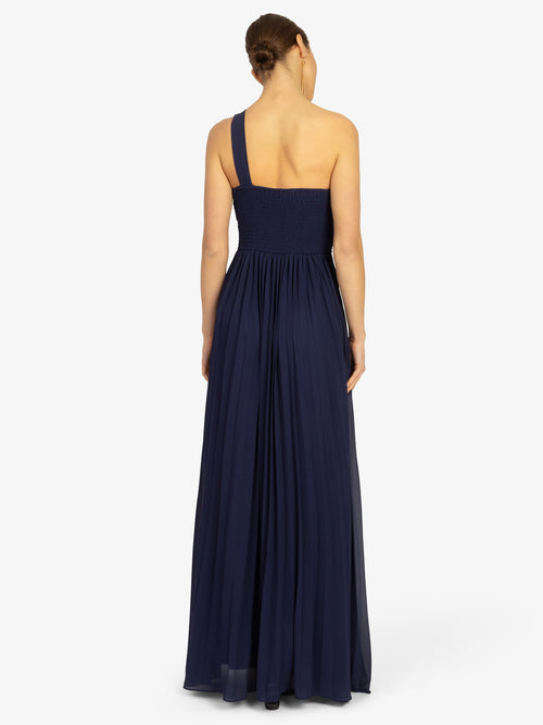 Model_Back;56242