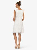 Model_Back;50096