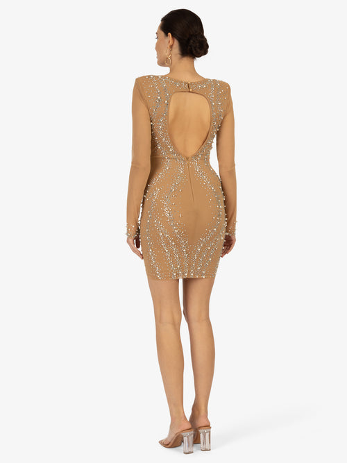 Model_Back;56550