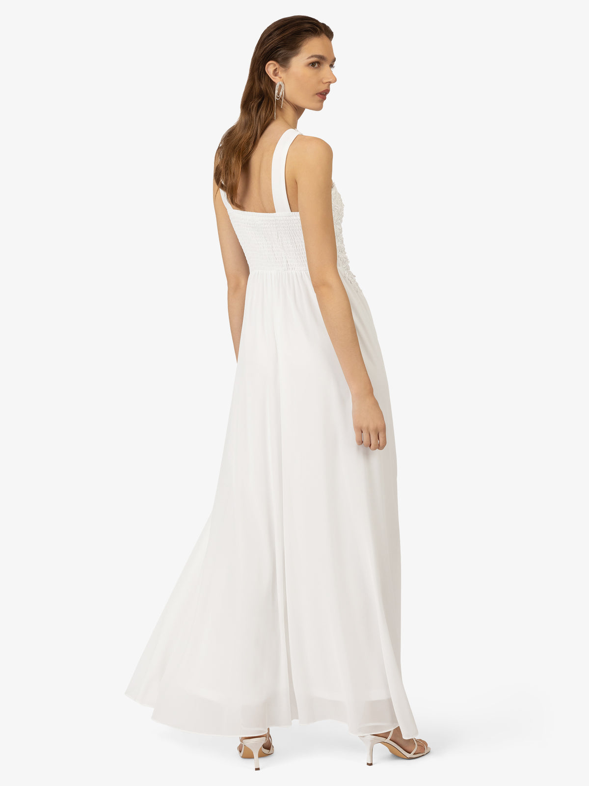 Model_Back;66949