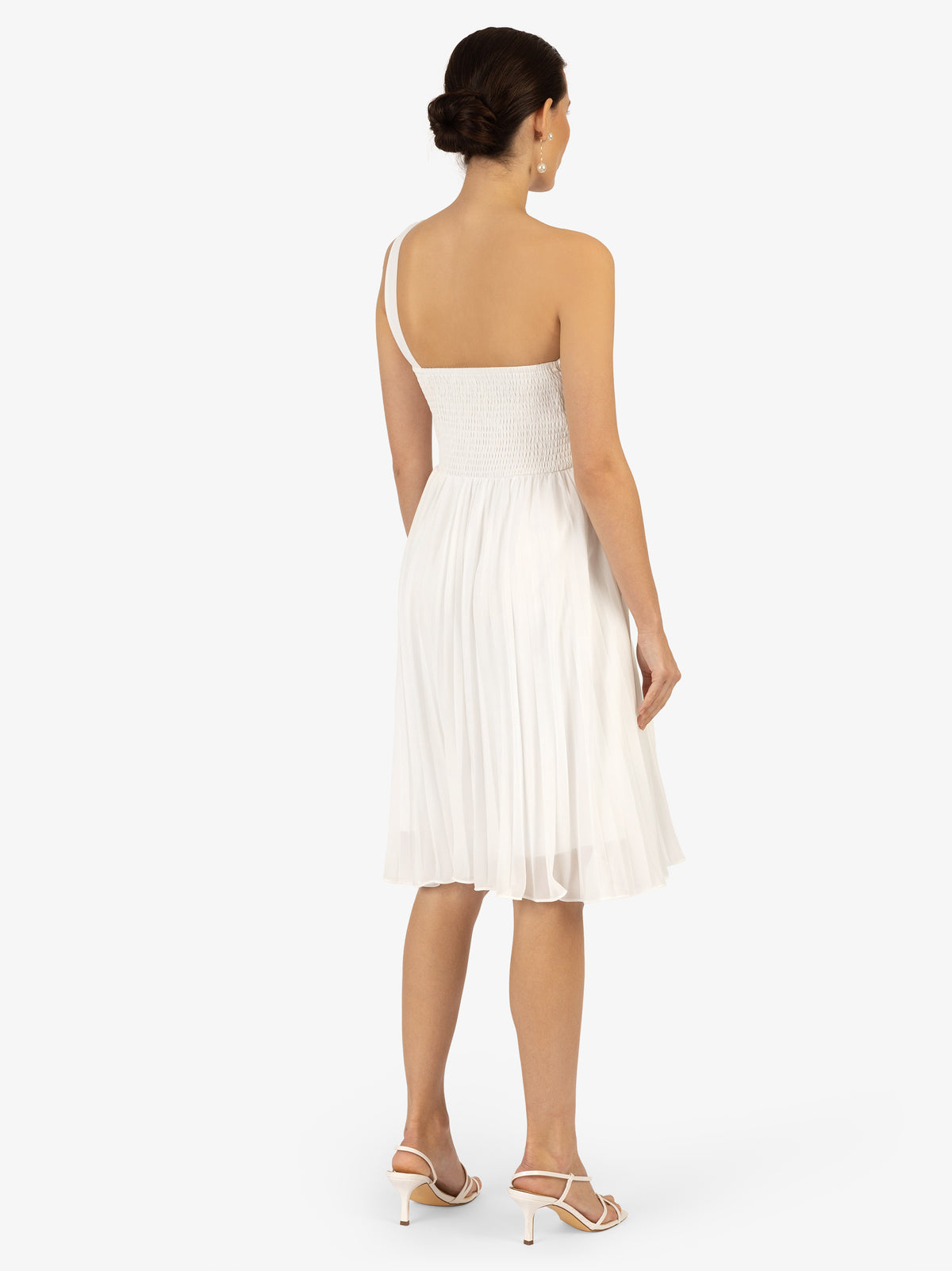 Model_Back;23095