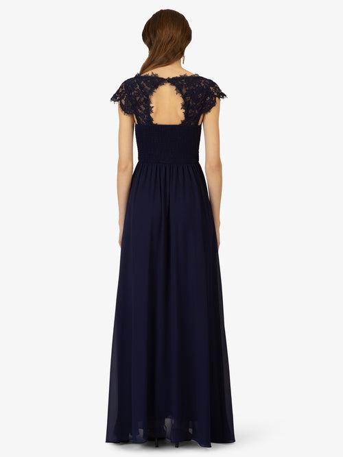Model_Back;38221