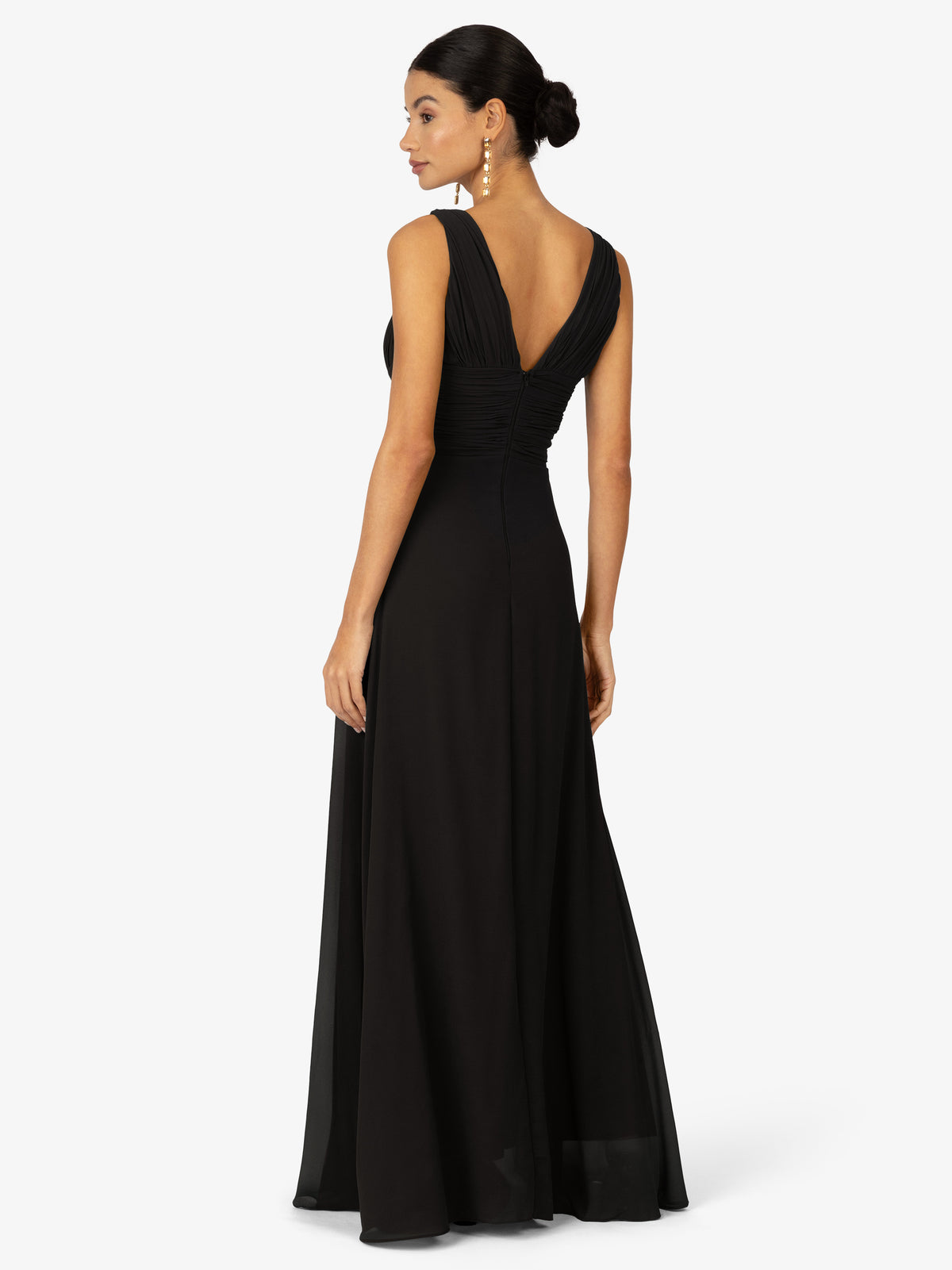 Model_Back;61610