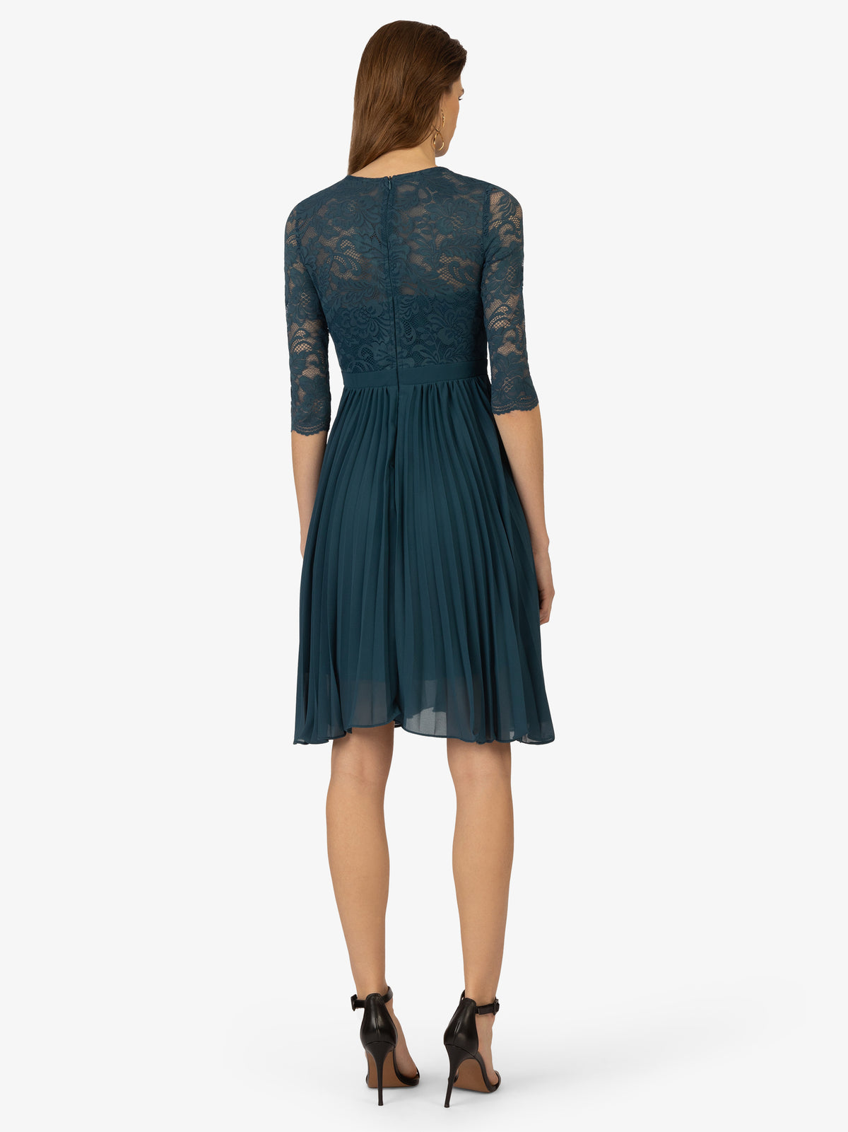 Model_Back;38782