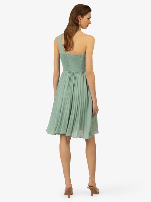 Model_Back;22437