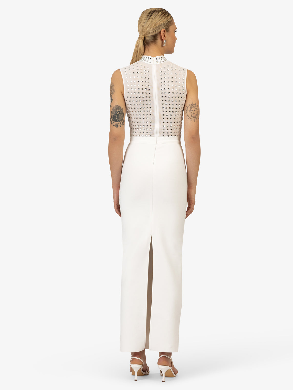 Model_Back;25556