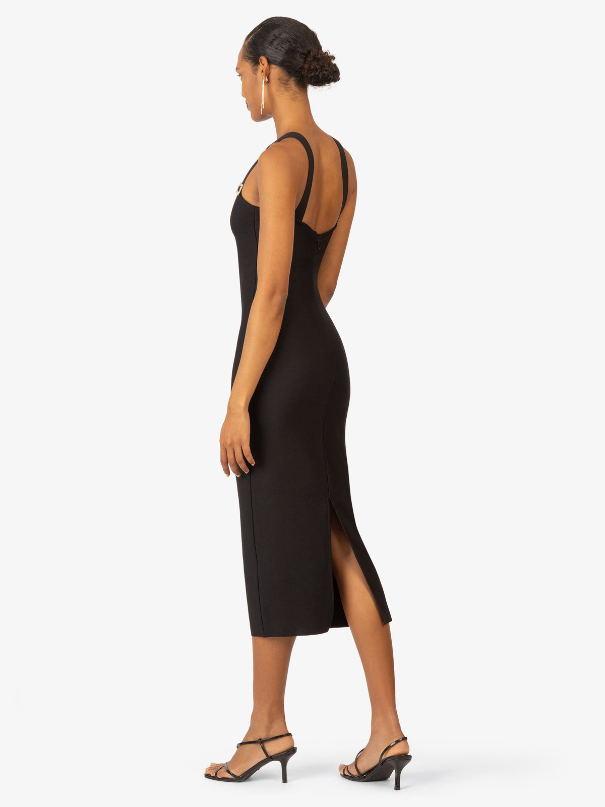 Model_Back;60661